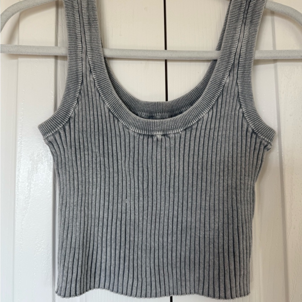 La Hearts Gray Ribbed Tank Top